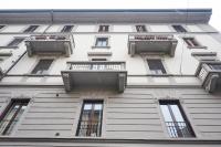 Deluxe One-Bedroom Apartment - Via Macedonio Melloni 4