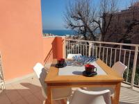 Hostdomus - Bellavista - B&B Pietra Ligure