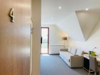 One-Bedroom Apartment with Balcony and Water View