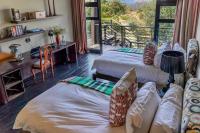 Superior Twin Room with Garden View