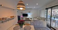 Moderno apartamento a 100m de la playa Llevant - Bed and Breakfast