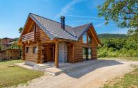 Vacation home Elizabeta - B&B Slunj