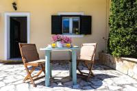 Sunny Patio Studio Corfu ! - B&B Alepou