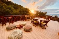 Casa The Palms – Un Eco-Lodge de Lujo en el Corazón de Providencia - B&B