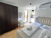 Moder Studio Nr15 - B&B