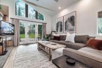 4Bed 3Bath TownHouse Hot tub - B&B Avon