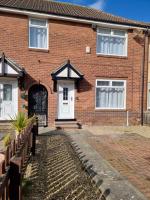 Equipped & Cozy, Fast WiFi, Smart TV, Full Kitchen, Free Parking - B&B