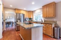 Spacious & Serene 6-Br Family Retreat in Kirkland - Ferienwohnung