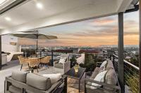 The California - On Top of San Diego in a Hot Tub - B&B San Diego