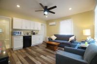 Grand Harbor Apartments 209 Clinton Unit 1 - Bed and Breakfast Grand Haven