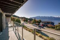 Quiet Home with Stunning Lake & Mountain Views - B&B Distretto di Queenstown