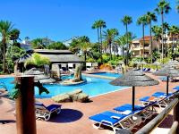 Marina XI Enjoy the Sun, Sea Views, Pools & BBQ Steps from the Beach in Mijas Costa & Fuengirola - B&B Mijas Costa