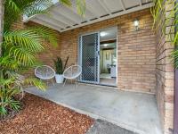 Relaxing Townhouse Steps from the Beach - B&B
