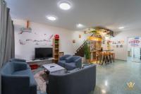 Gather & Stay 5BR Cozy Home near Setapak & Wangsa Maju - Chambres d'hôtes Kuala Lumpur
