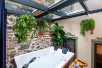 Camera Matrimoniale con Vasca Idromassaggio