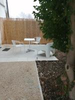Appartement tout proche de Bourg-en-Bresse - B&B