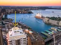 Spectacular Apartment with Harbour Bridge Views - B&B Sydney
