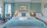 Deluxe Double or Twin Room with Sea View