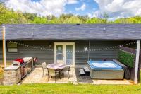 Four Bearoom Cottage - B&B Sevierville