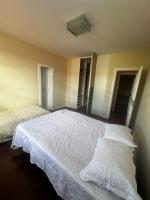 Comfort Dreibettzimmer mit Dusche