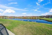 Lakefront 4 Bed private Oasis Location - Bed and Breakfast Kissimmee