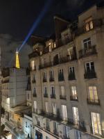 Chambre privée - Vue Tour Eiffel - B&B Paris