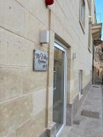 Cliff Edge Apartment in Xaghra - B&B