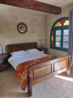Habitación Triple con balcón