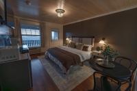 Historic Riverview Inn Seven - B&B