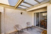 4 Mi to Mill Ave: Family Retreat w/ Patio in Tempe - Chambres d'hôtes Tempe