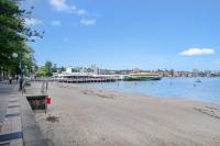 Renovated Harbourfront Home With Harbour Views - B&B Sydney