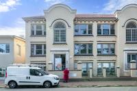 Renovated Harbourfront Home With Harbour Views - B&B Sydney