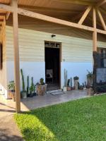 Osório Casa Rústica na Lagoa para 5 pessoas 2 quartos 250 metros da lagoabanhável 15 min da praia wiFi natureza tranquilidade - Chambres d'hôtes Osório