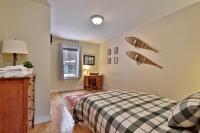 Chittenden Farmhouse - Historic 4BR, 2BA, 20 Min to Skiing, 7 Min to Mountaintop Resort - B&B Chittenden