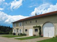 One-Bedroom Holiday Home