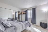 Modern Comfort Near Vegas Attractions! Sleeps 6! - Ferienwohnung Las Vegas