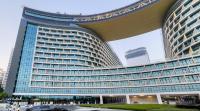 Seafront Escape Infinity Pool & Private Beach - Bed and Breakfast Dubai