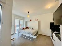 Charming Studio With Parking Near Monaco - B&B