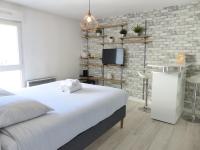 3 Rois - Joli studio 2 pers, place de parking - Ferienwohnung