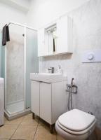 Modern Apartment Near Centrale Station - Bed and Breakfast Milaan