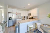 5 Mi to Charlotte Motor Speedway Cozy Townhome - Chambres d’hôtes Concord