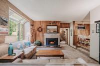 Snowater Condo #84 - Sauna - Soaker Tub - Fp - B&B Glacier