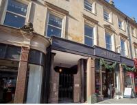 Stunning & spacious city centre flat - B&B