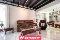Bohemian Artist Home near University & Nimman - B&B Chiang Mai
