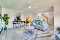Walk to Ocean Carolina Beach Condo with 2 Balconies - B&B