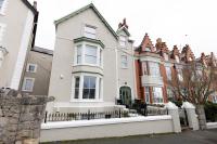 The York House Luxury Apartment located in Llandudno - Chambres d'hôtes Llandudno