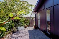 TWO FOUR CRON Franz Josef - B&B