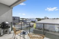 Sunrise Elegance in the Heart of Torquay - B&B Torquay