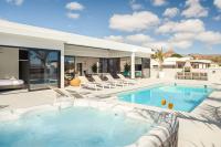Villa Deluxe
