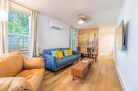 Charming Family 2BR Midtown Reno - Pets Welcome - Chambres d’hôtes